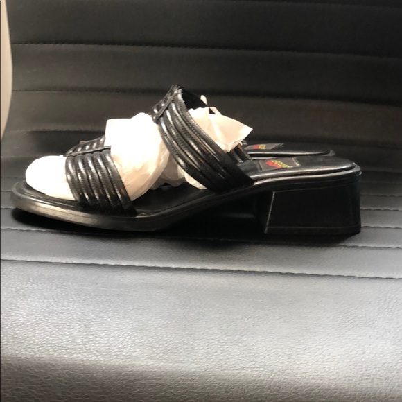 Vintage Aerosoles sandals - Picture 2 of 5